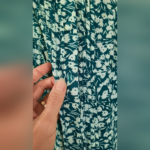 Lucky Brand Green White Floral Parisian Chic Button Down Dress - Picture 6 of 6